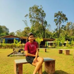 Meet your Posher, Kirti